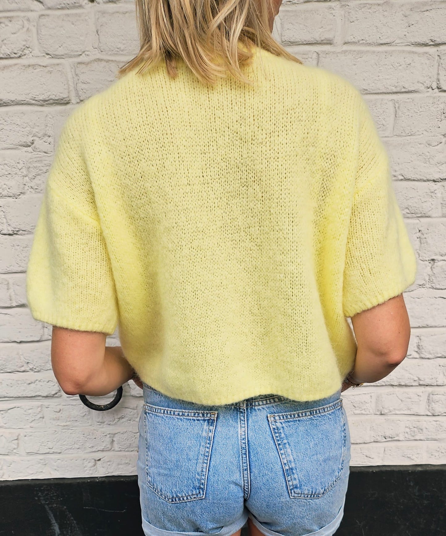 Pull manches courtes (plusieurs couleurs)