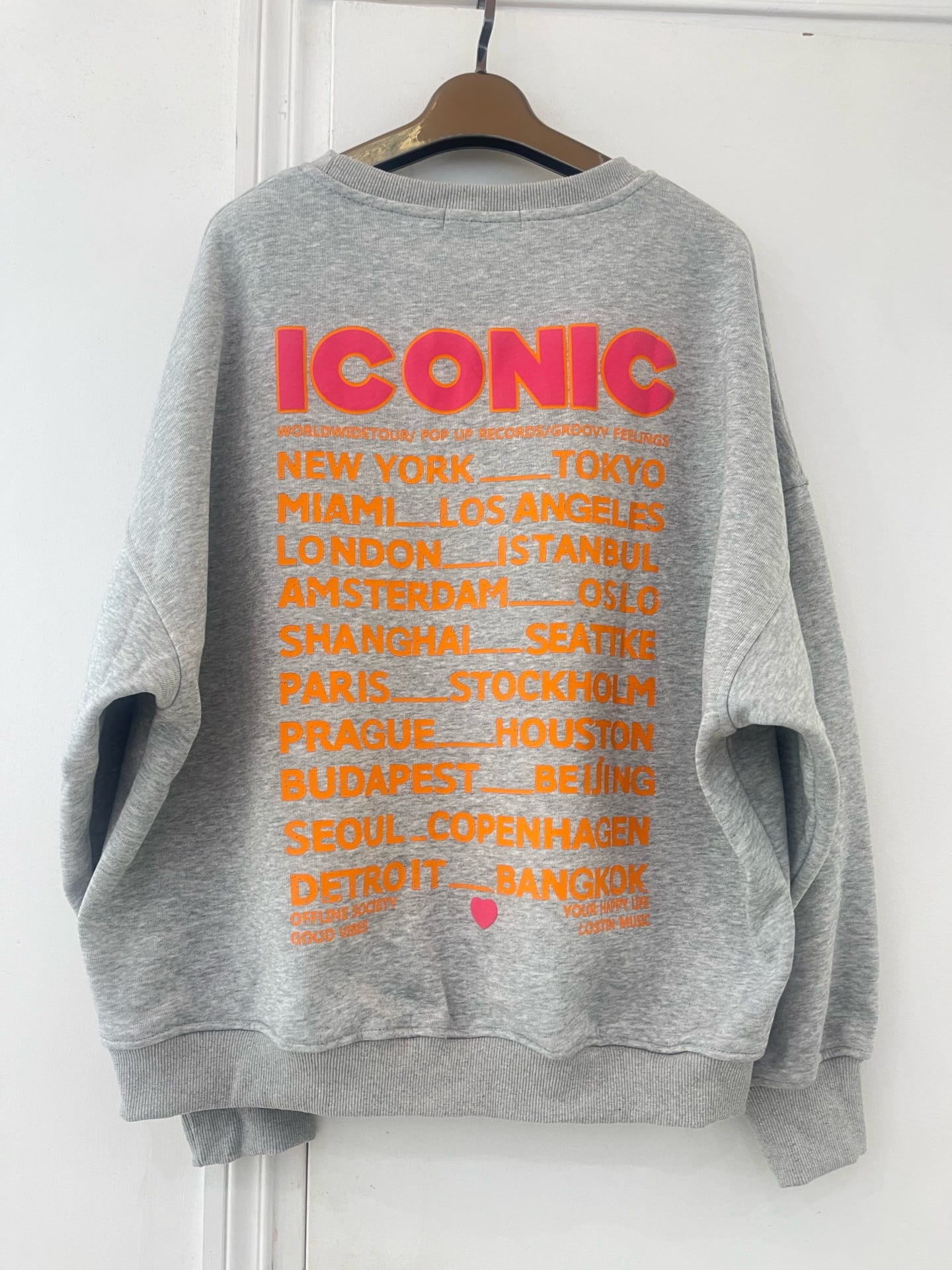 Sweat_iconic_gris