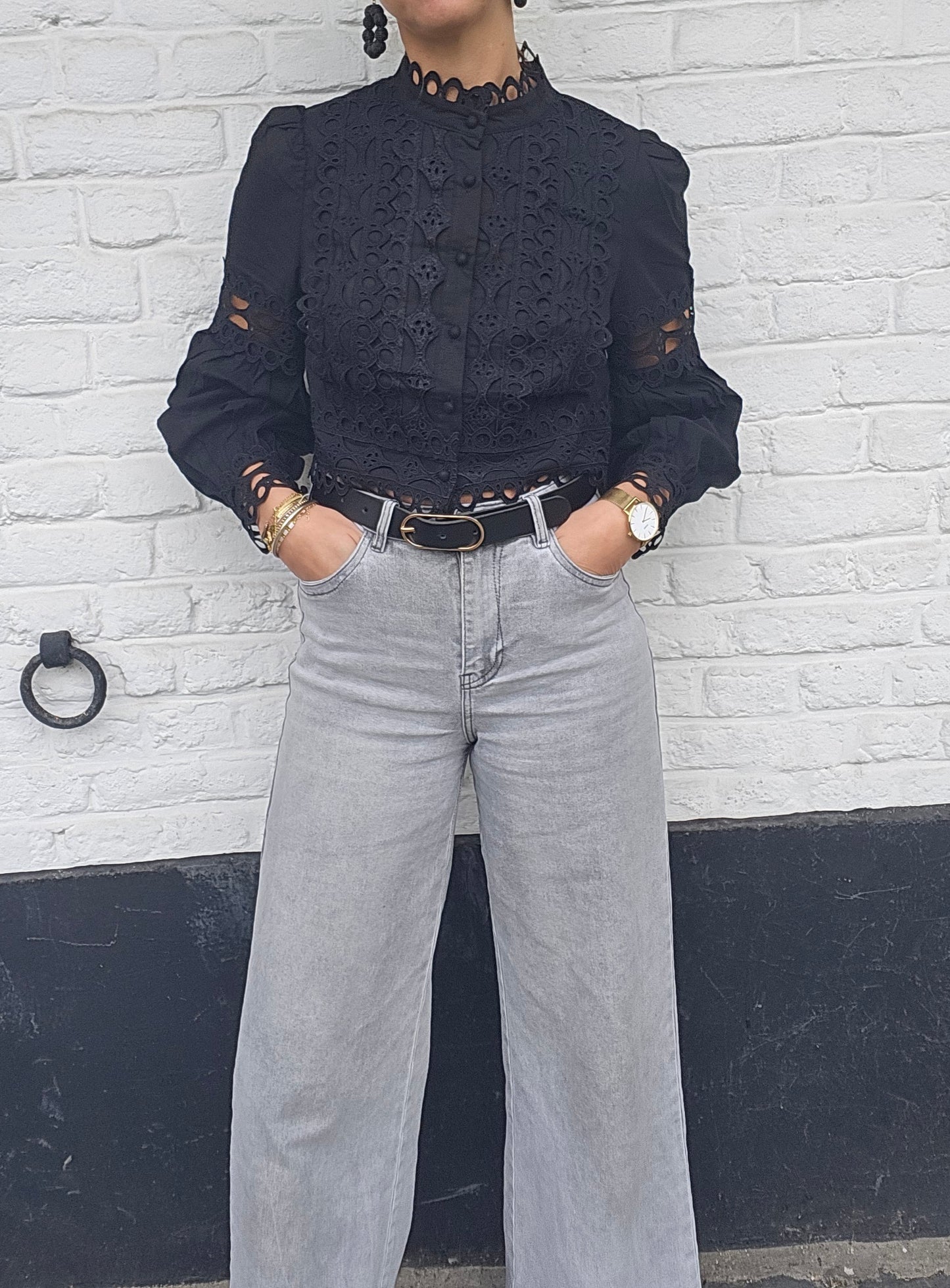 Chemise crop dentelle noire