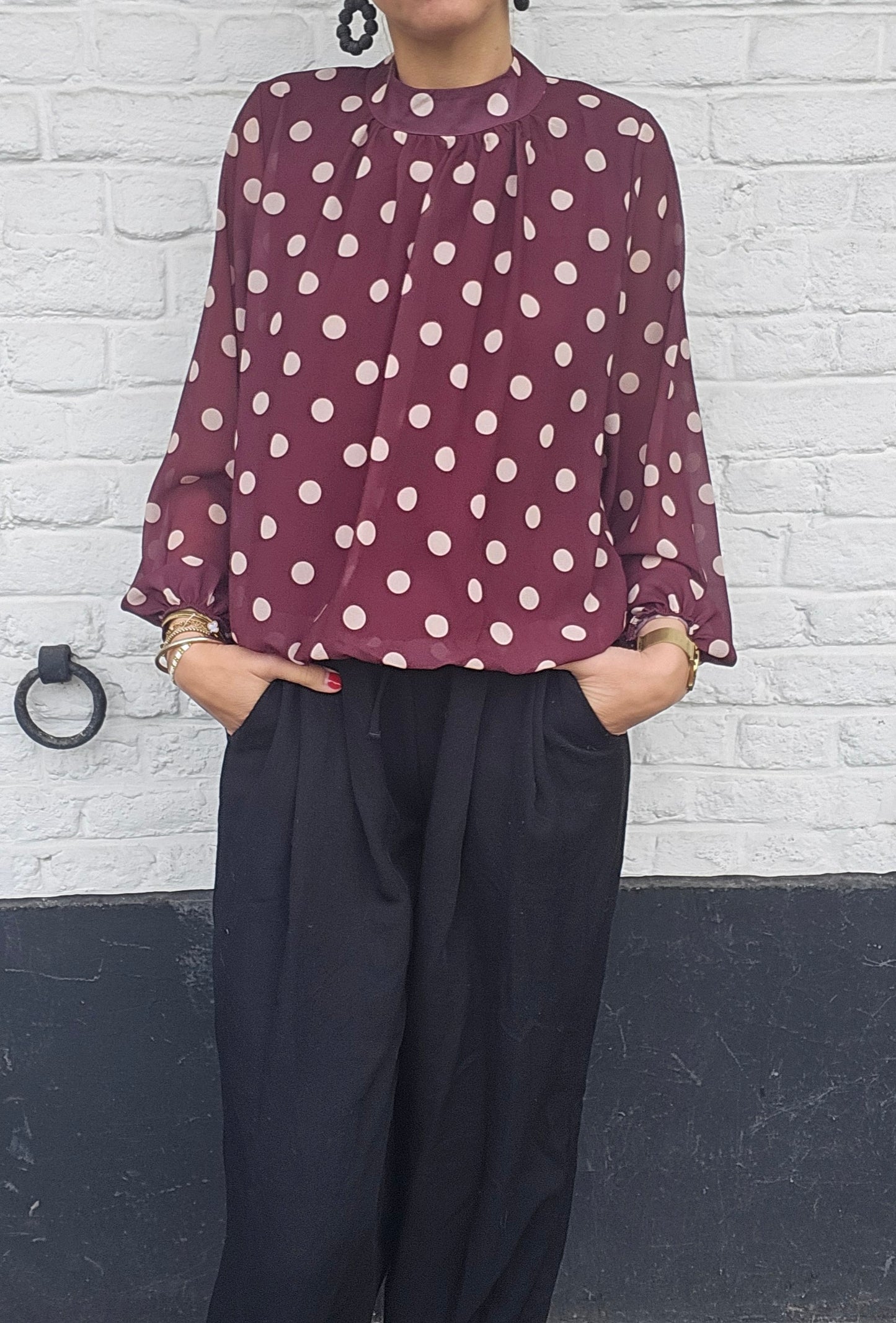 Blouse à pois bordeaux
