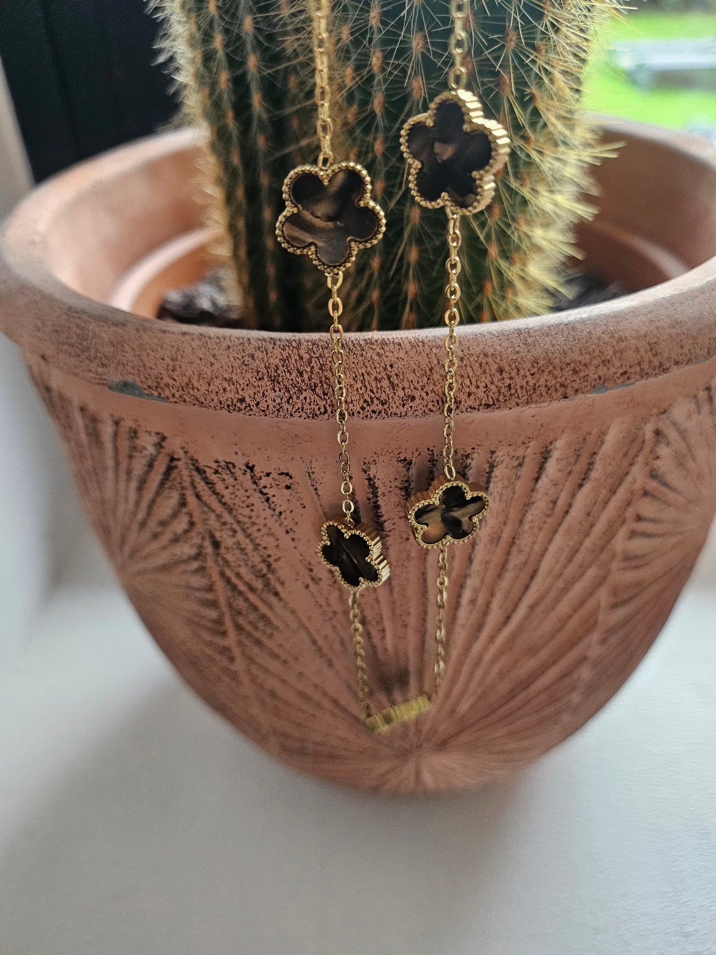 Collier en nacre marron