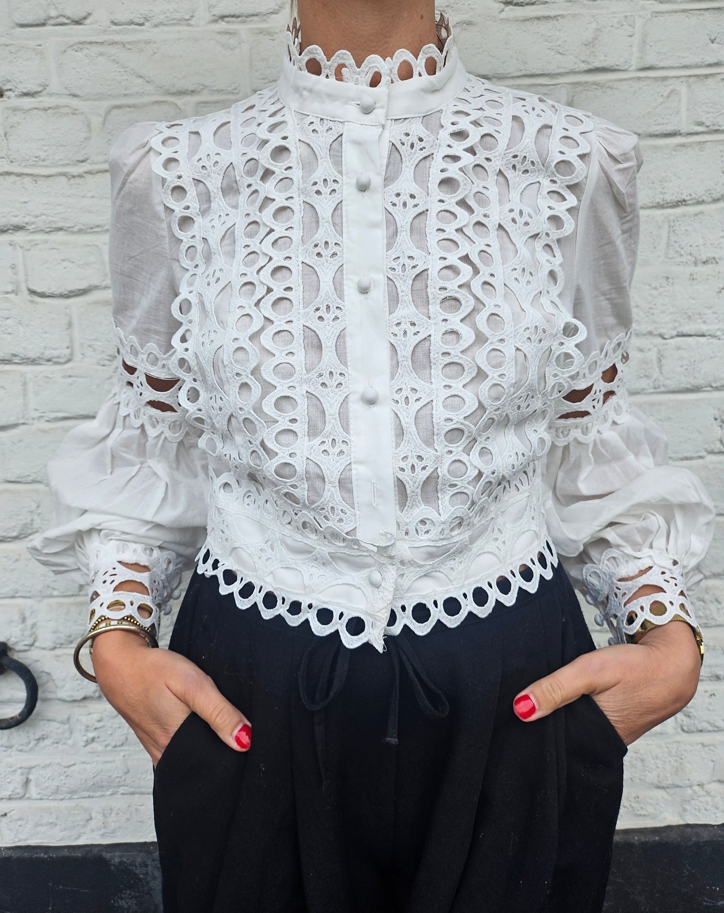 Chemise crop dentelle blanche