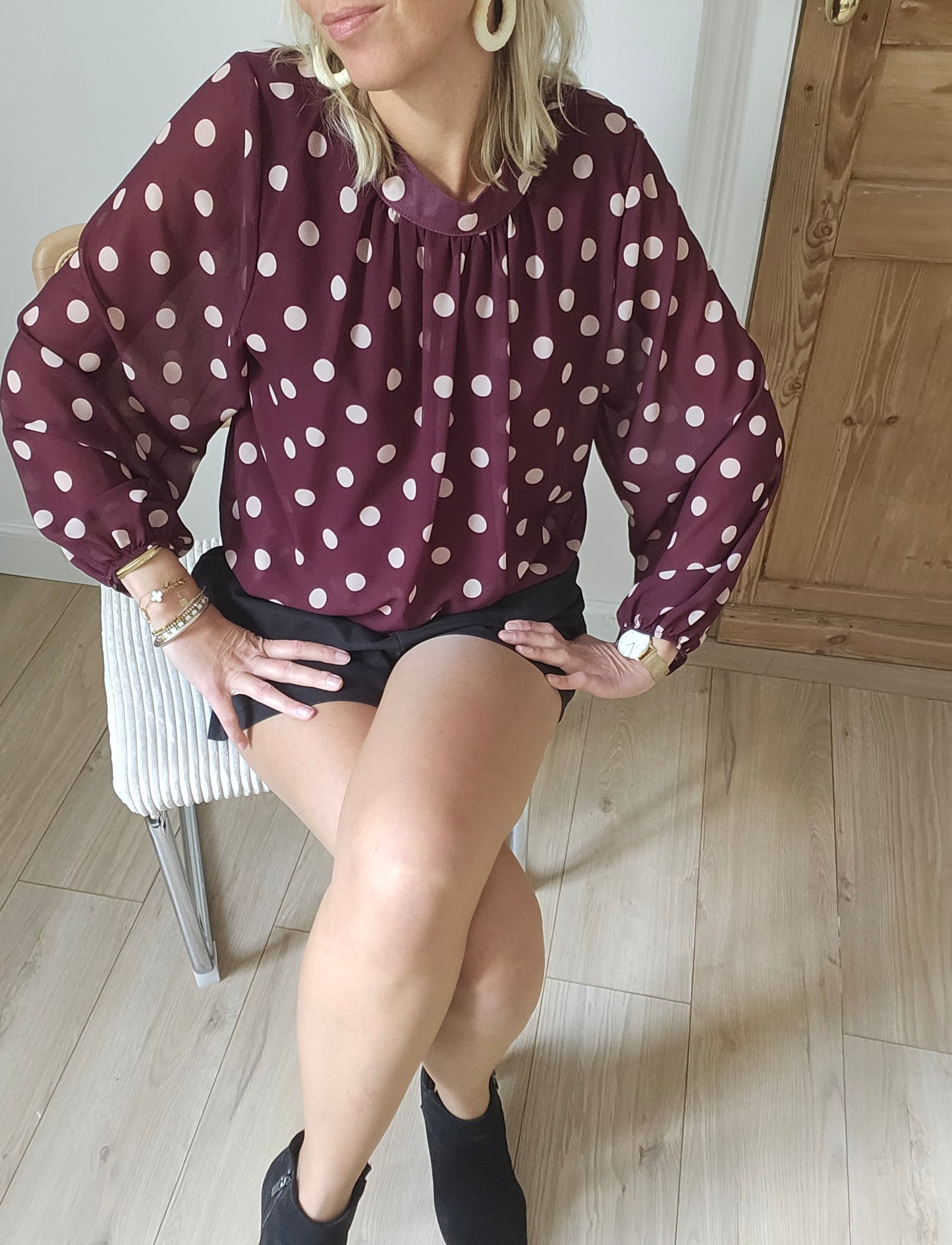 Blouse à pois bordeaux