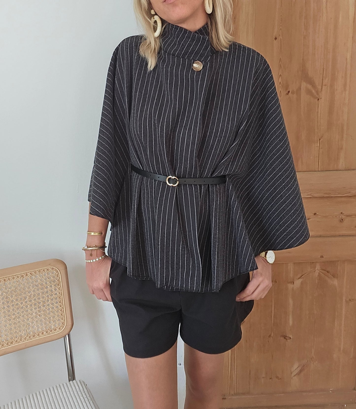 Veste cape gris anthracite