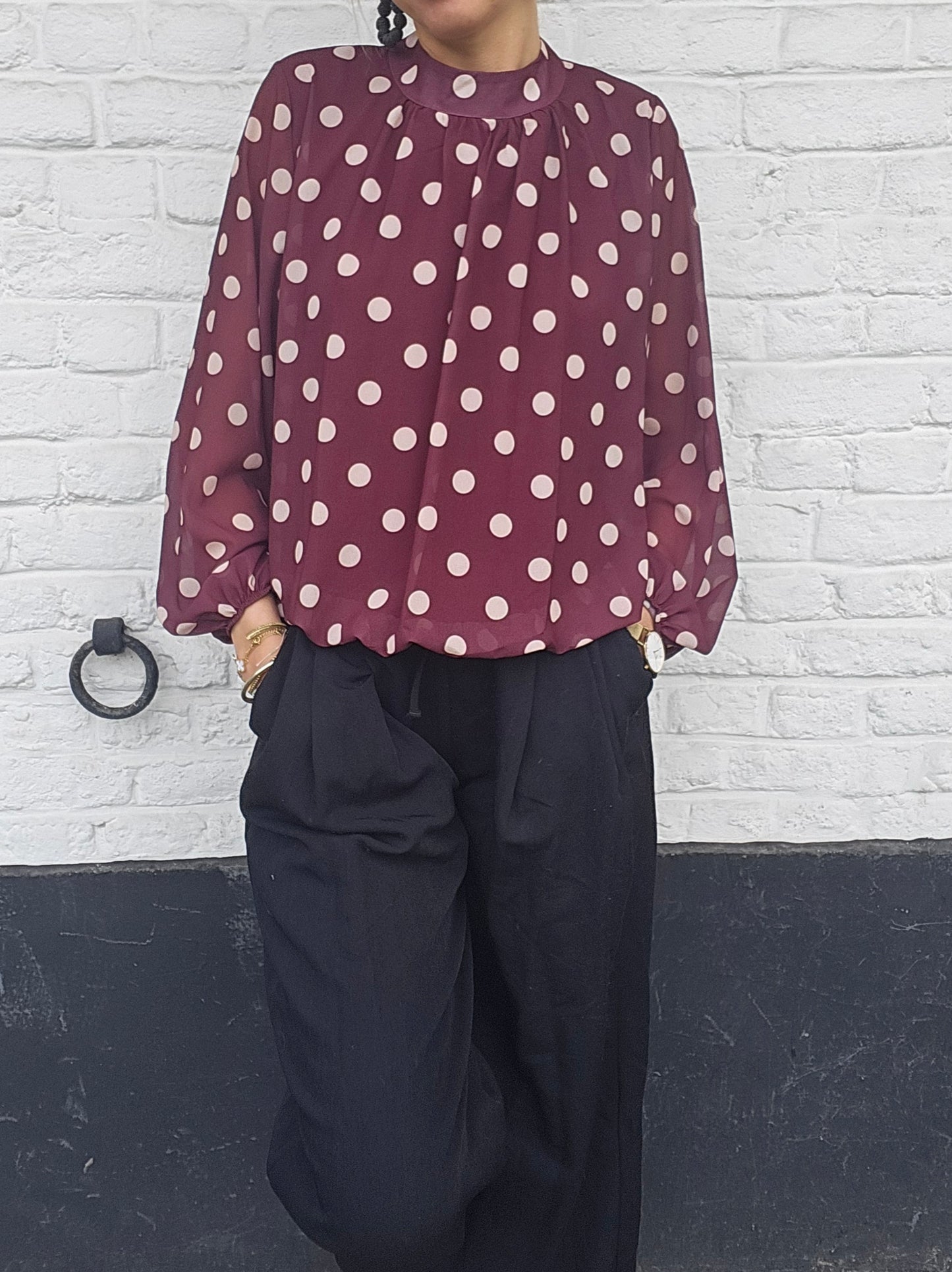 Blouse à pois bordeaux