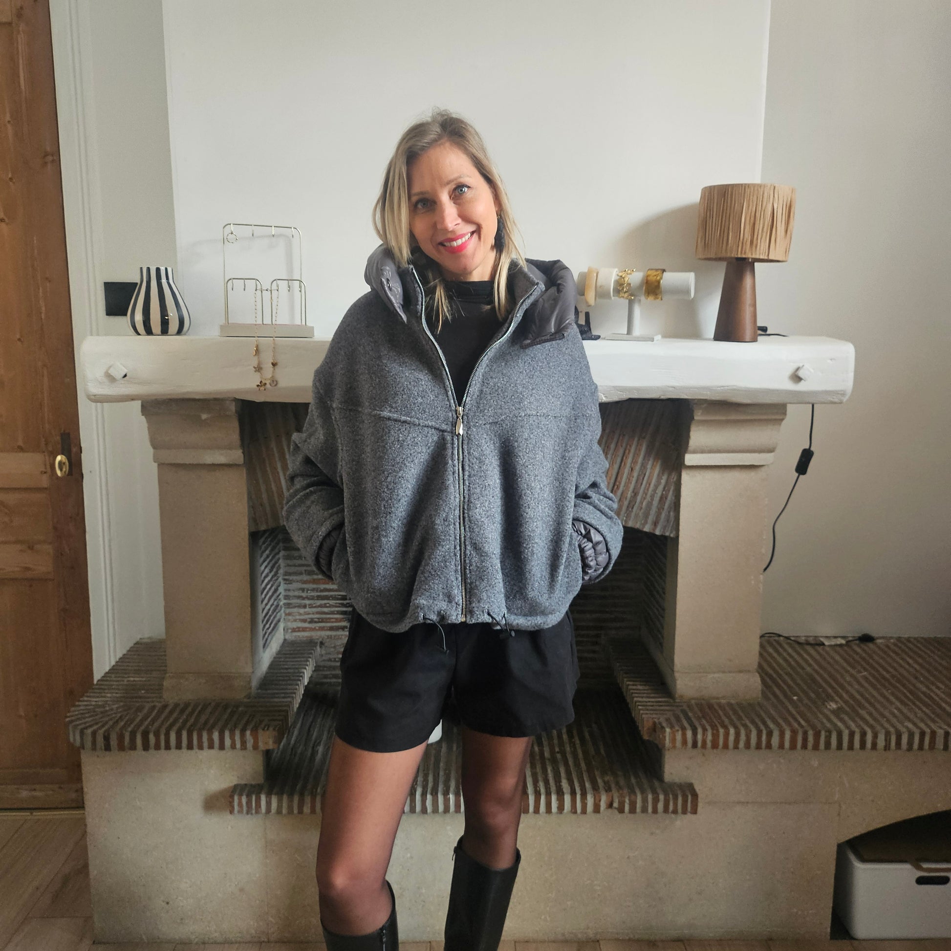 Manteau_avec_capuche_amovible_gris