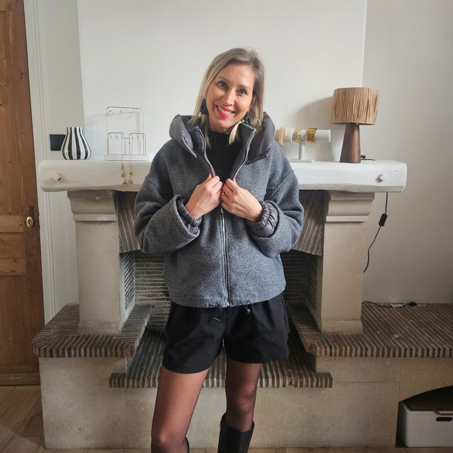 Manteau_avec_capuche_amovible_gris