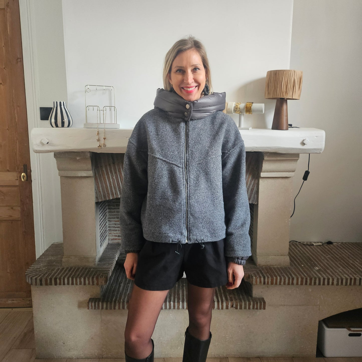 Manteau_avec_capuche_amovible_gris