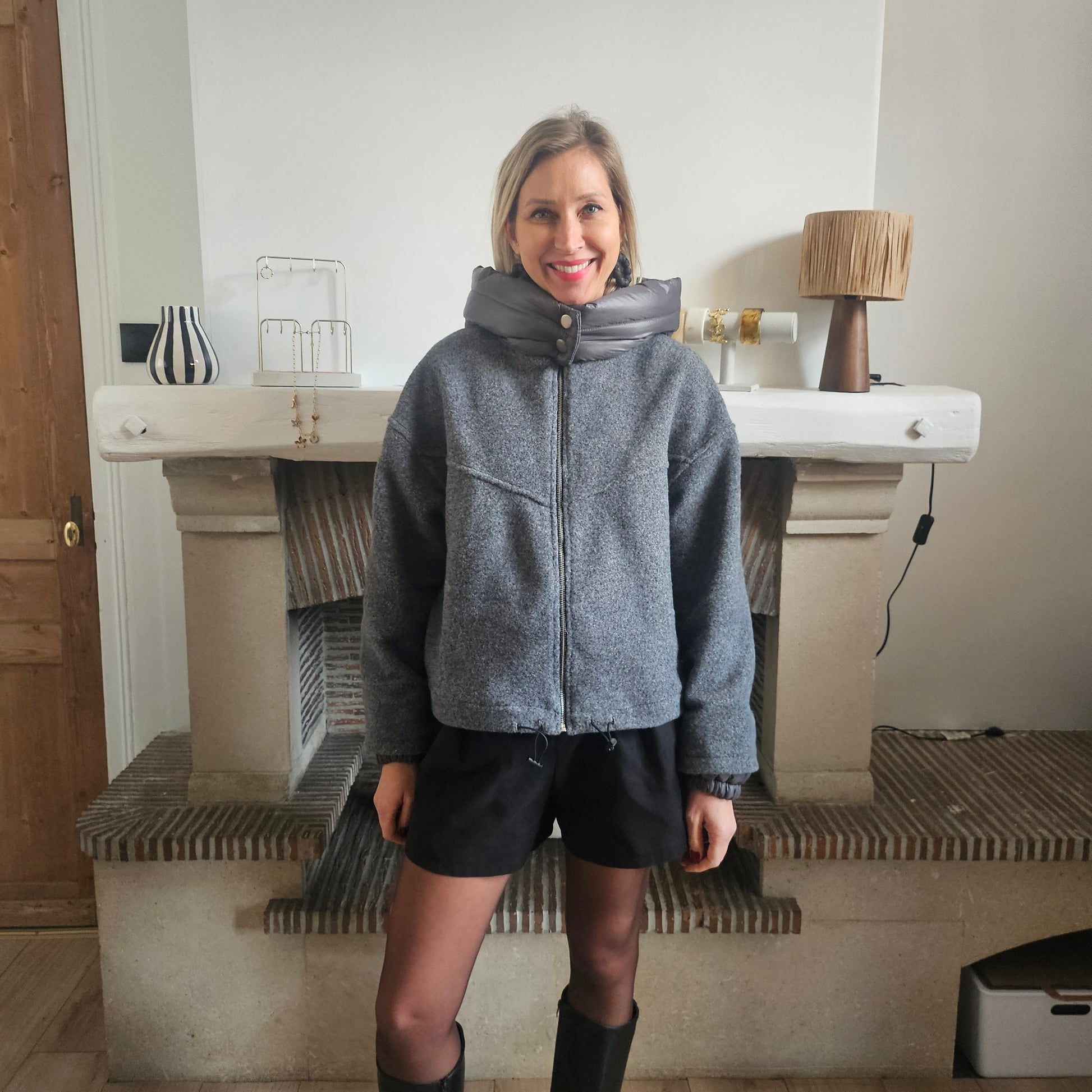 Manteau_avec_capuche_amovible_gris