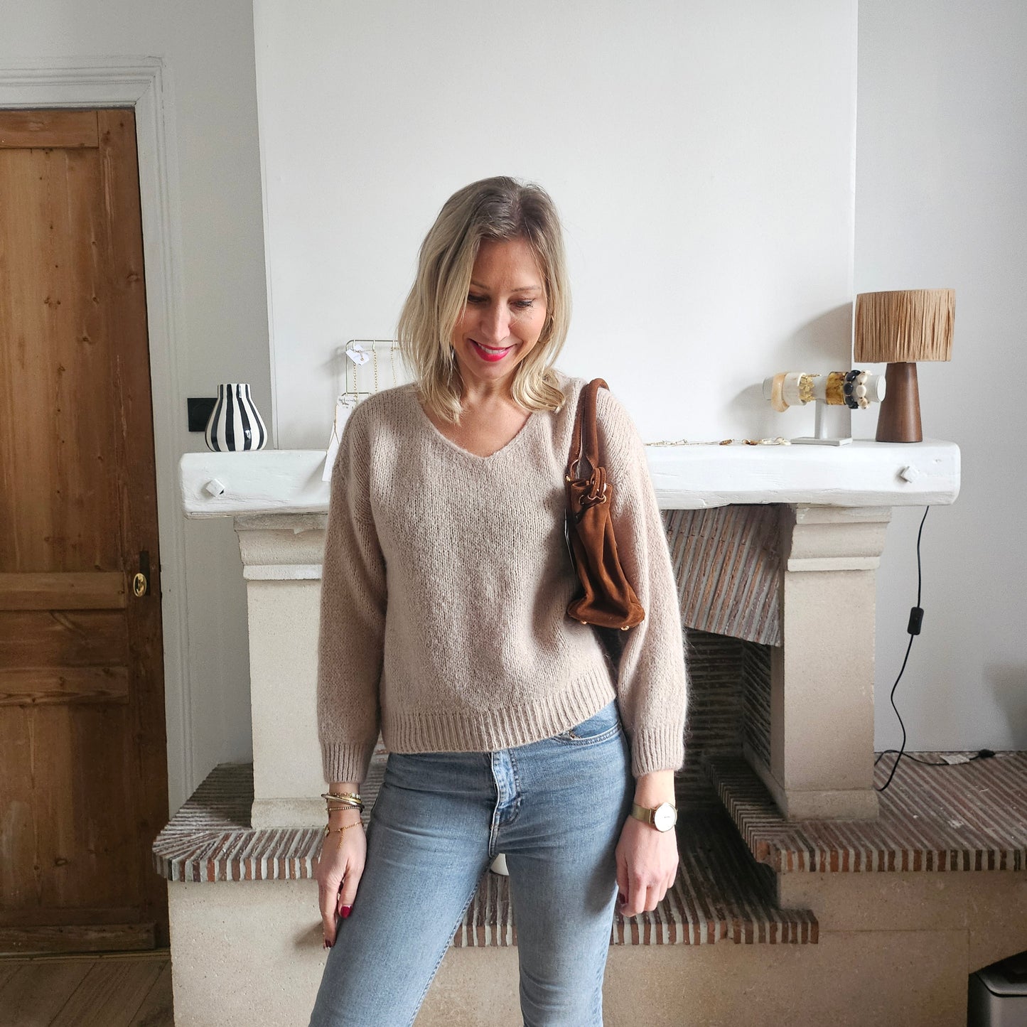 Pull_col_V_en_mohair_beige_fonce
