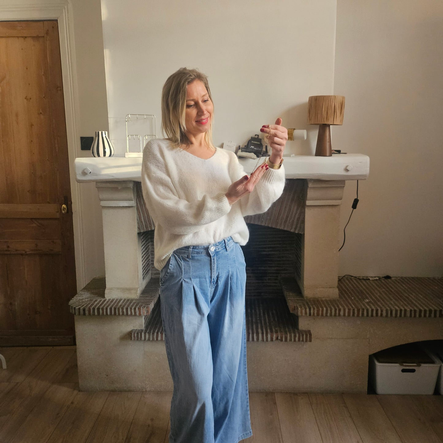 Pull col V en mohair blanc