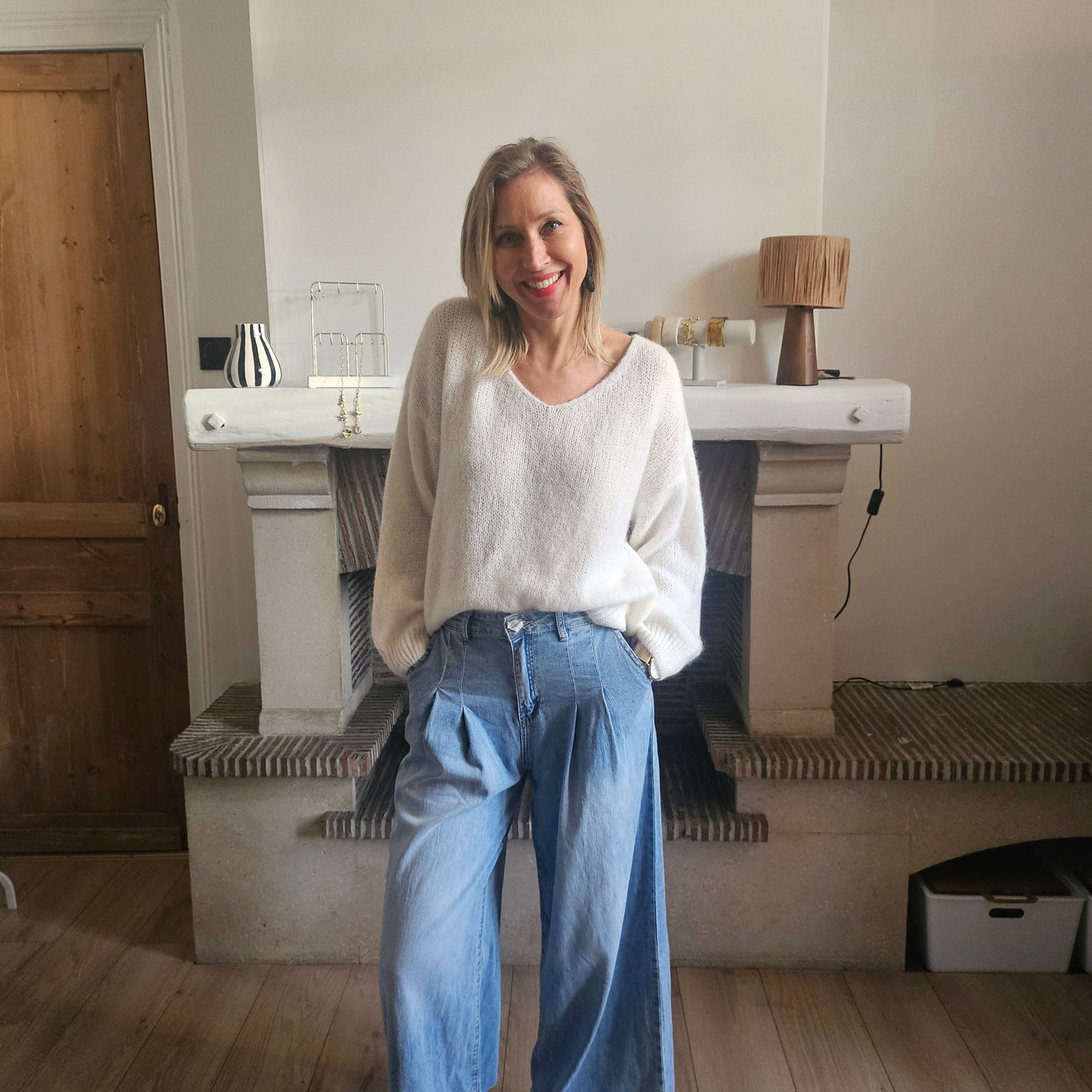 Pull_col_V_en_mohair_blanc