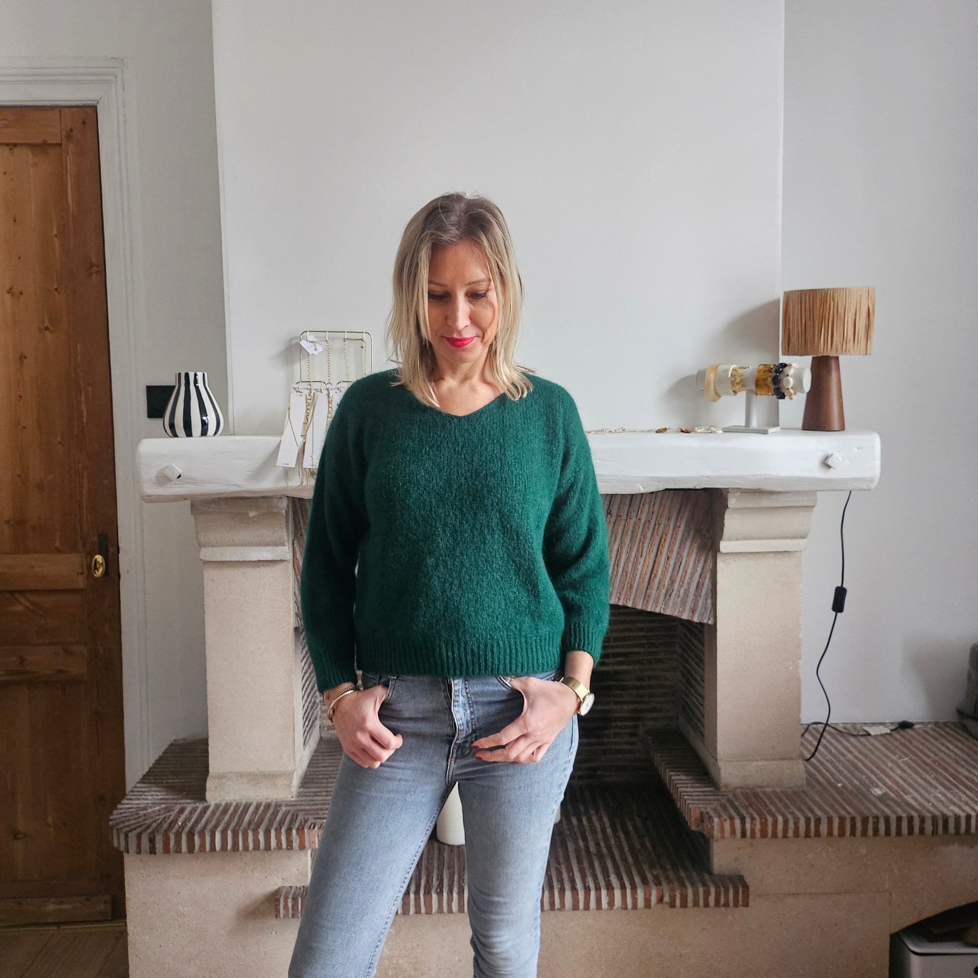 Pull_col_V_en_mohair_vert_bouteille_face