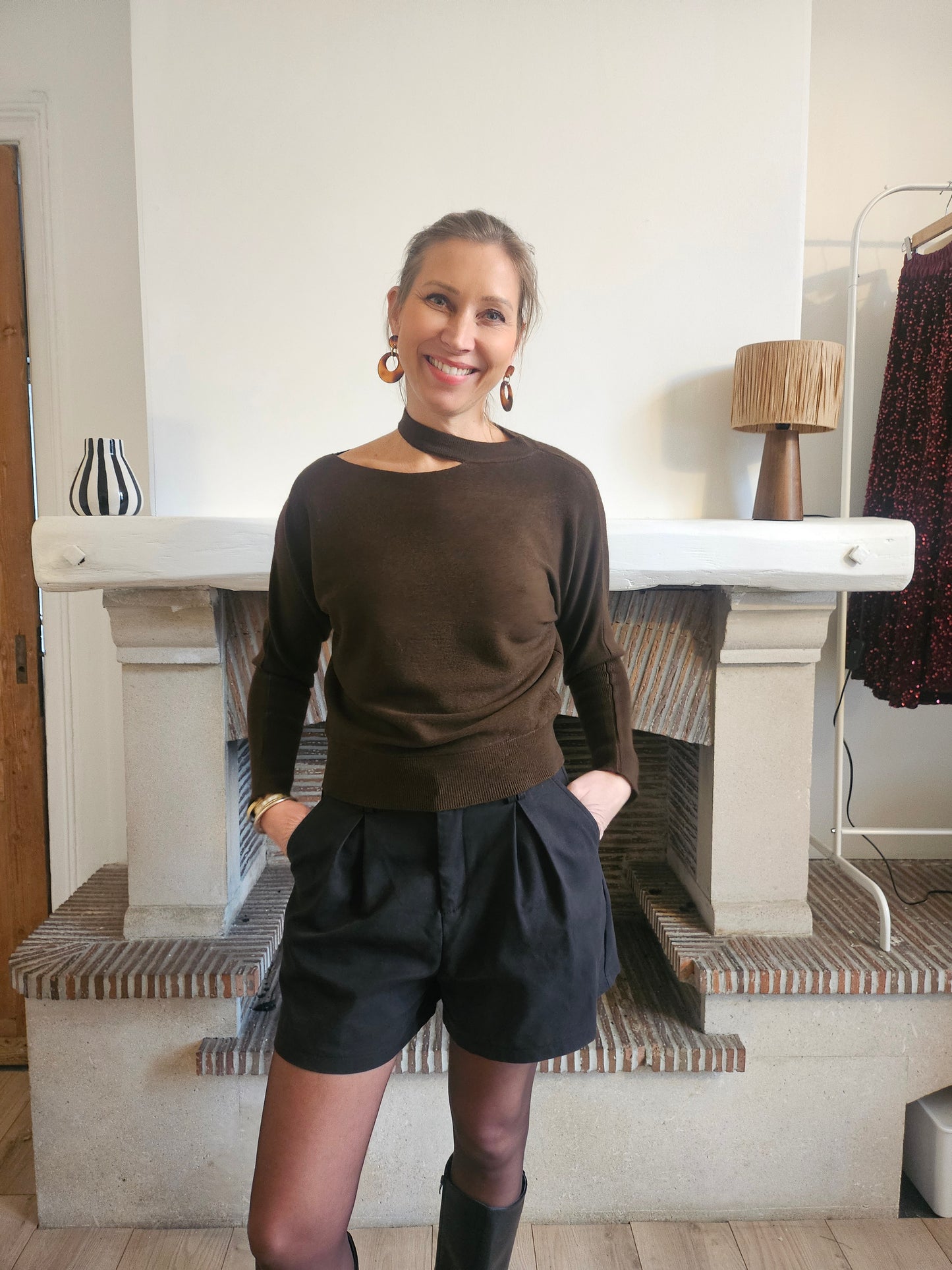 Pull_epaule_decouverte_chocolat
