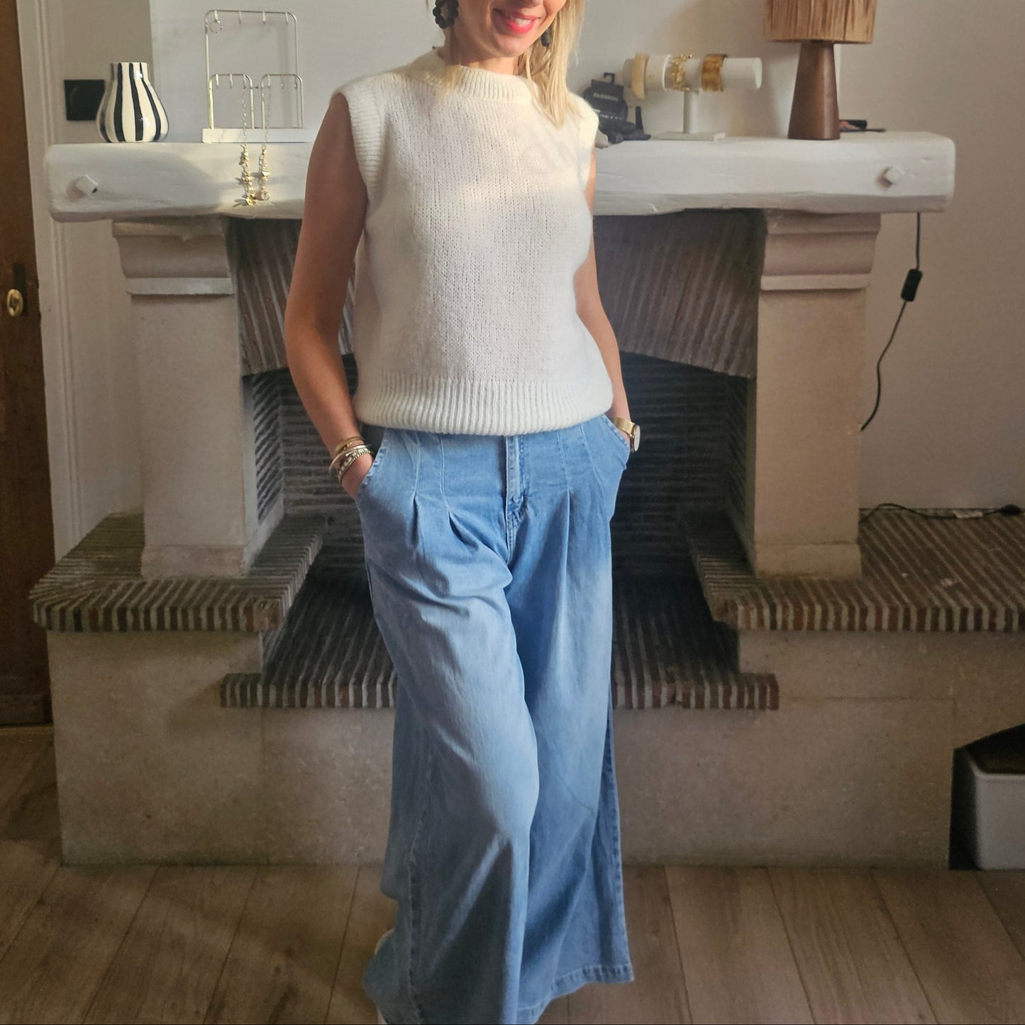 Pull_sans_manches_en_mohair_blanc