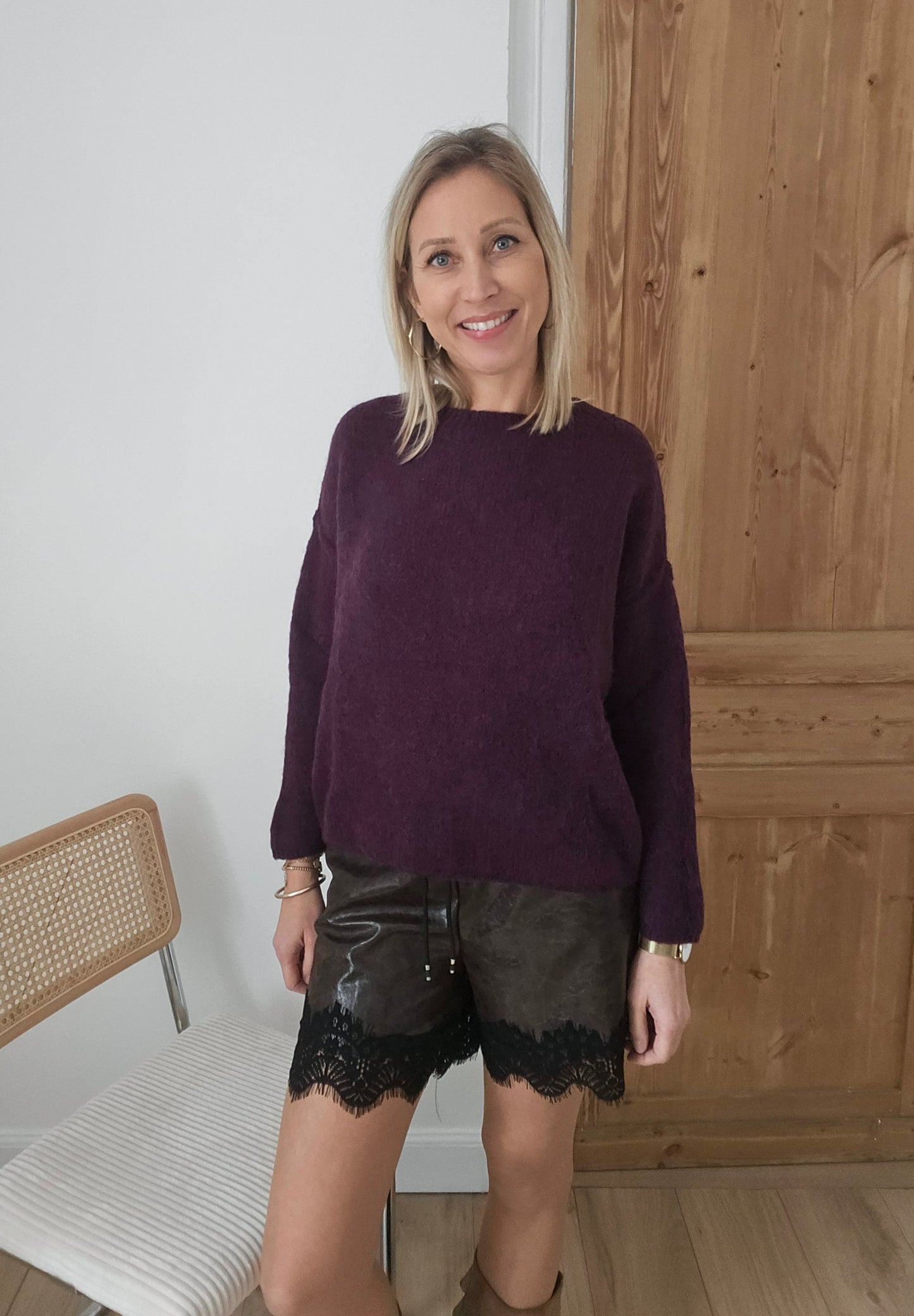 Short-en-simili-cuir-en-dentelle