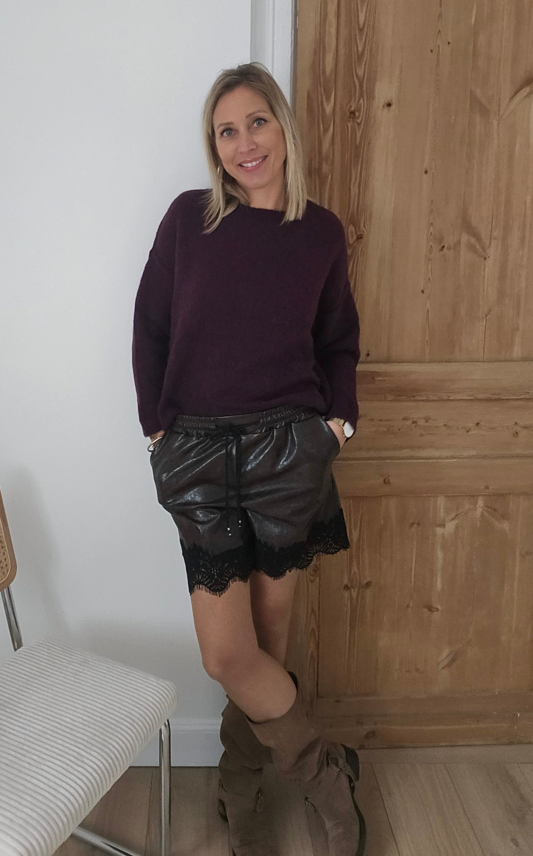 Short-en-simili-cuir-en-dentelle