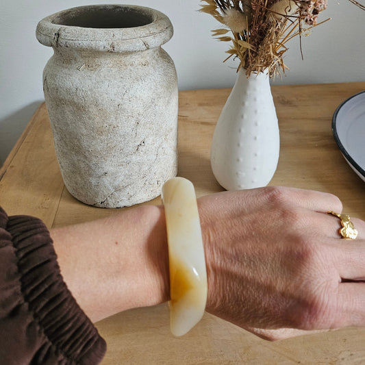 bracelet-femme-en-résine-nude