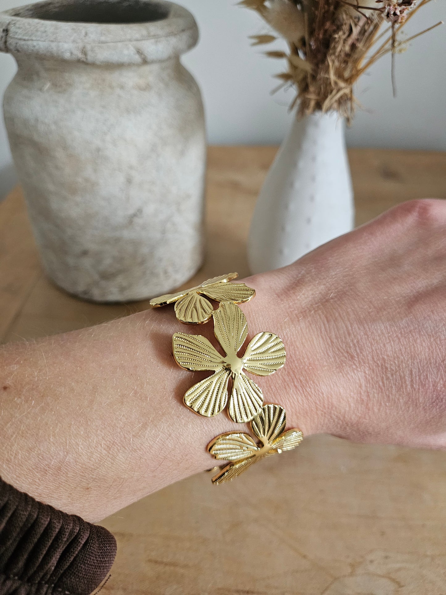 bracelet manchette femme fleurs