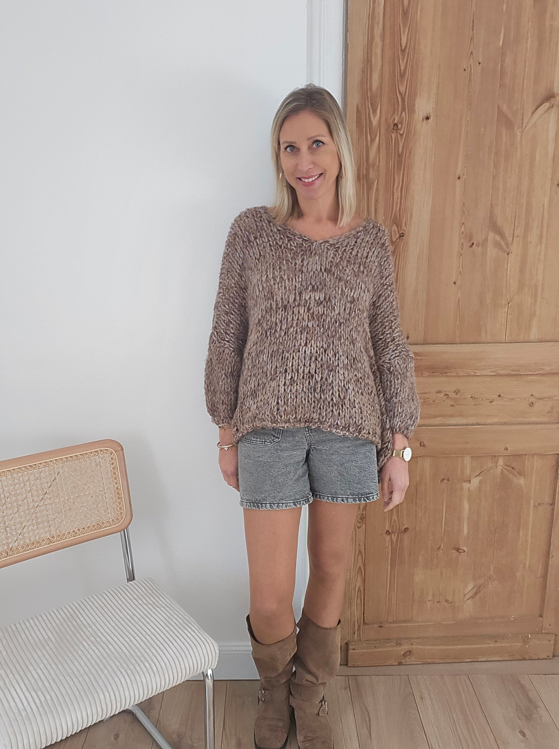 pull col V grosse maille marron