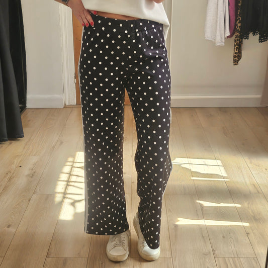 Pantalon noir à pois