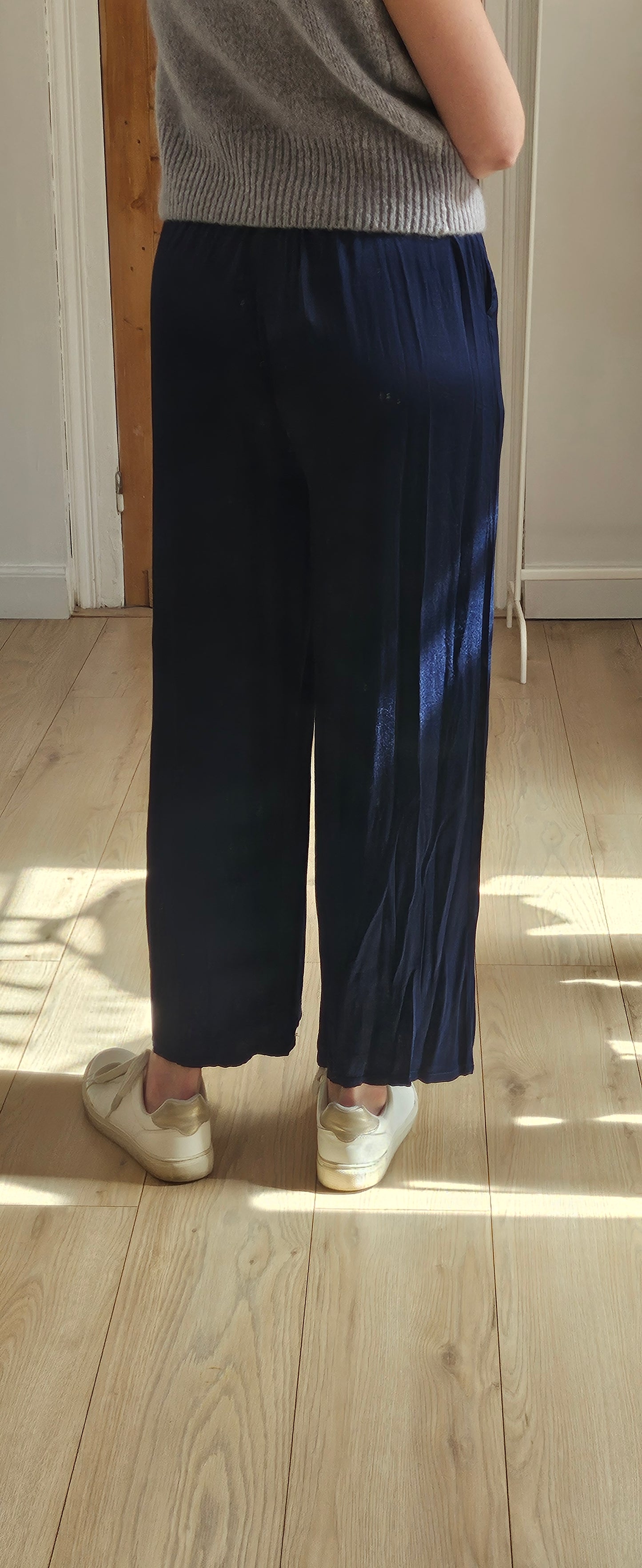 Pantalon satin bleu marine