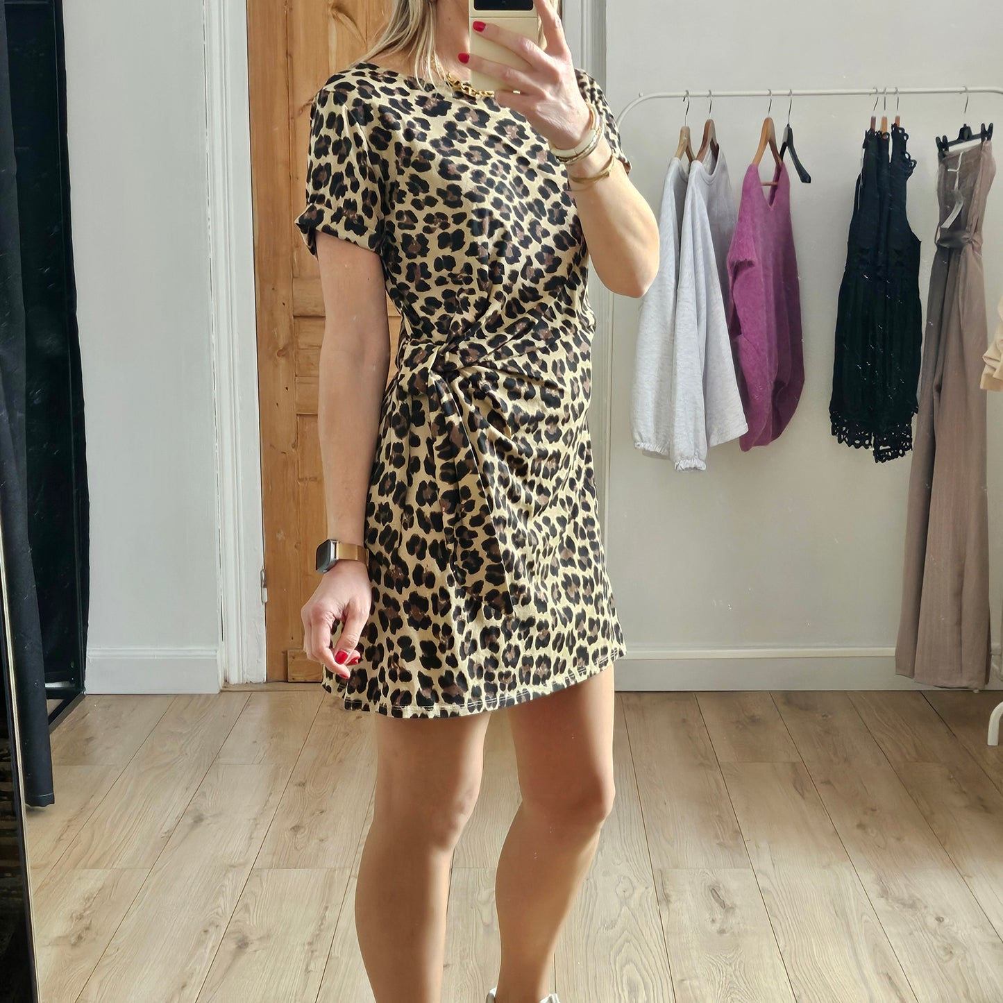 Robe courte léopard